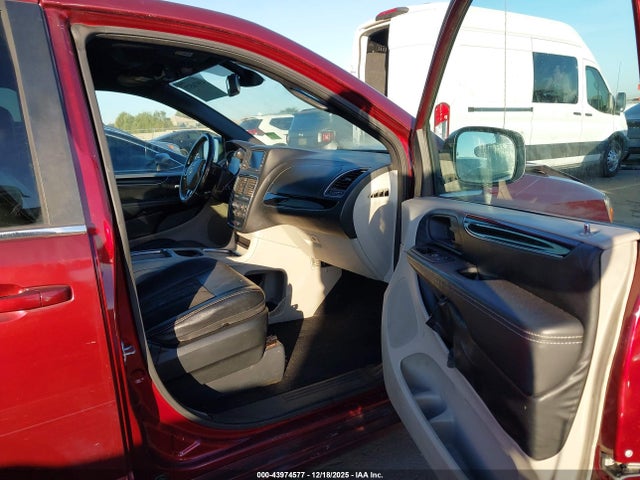 Dodge Grand Caravan Sxt