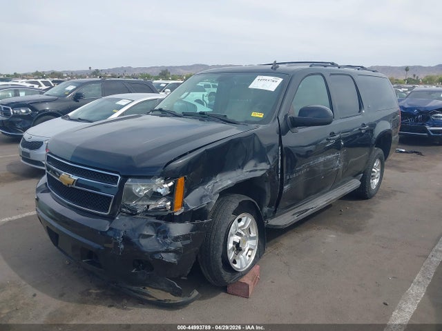 Chevrolet Suburban 2500 Lt