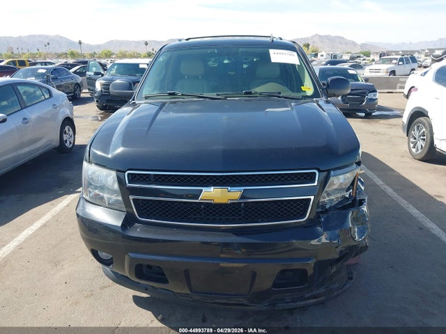 Chevrolet Suburban 2500 Lt