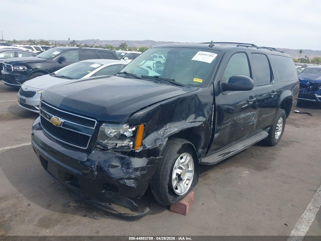Chevrolet Suburban 2500 Lt