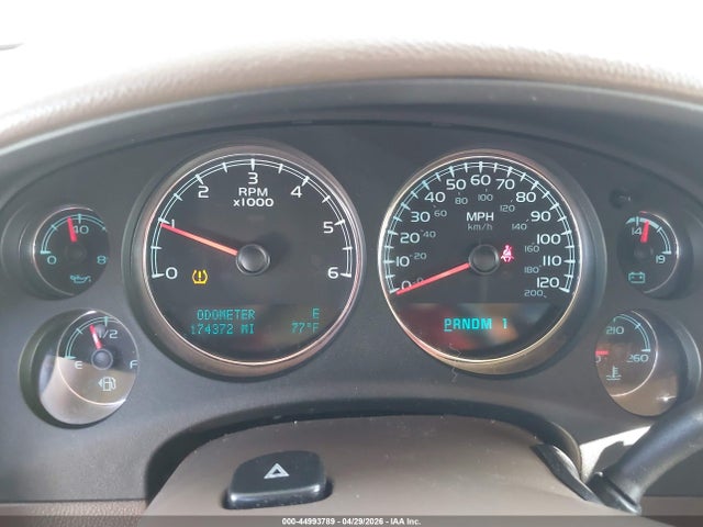 Chevrolet Suburban 2500 Lt