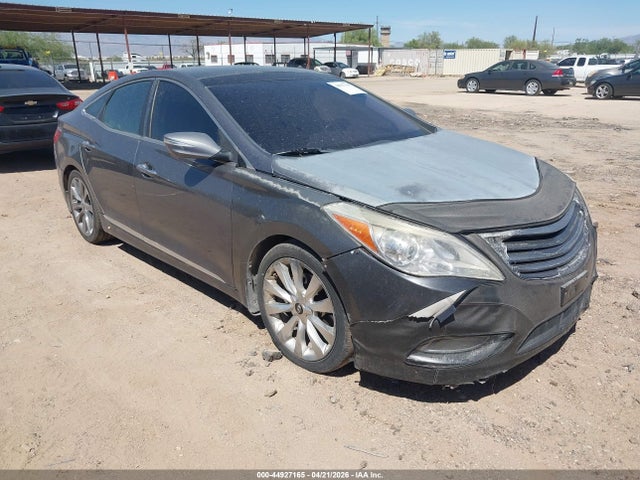 Salvage Hyundai Azera Image