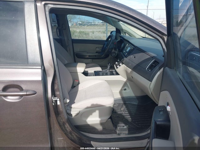 Kia Sedona Lx