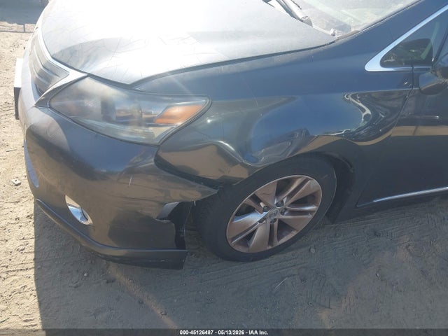 Lexus HS 250h