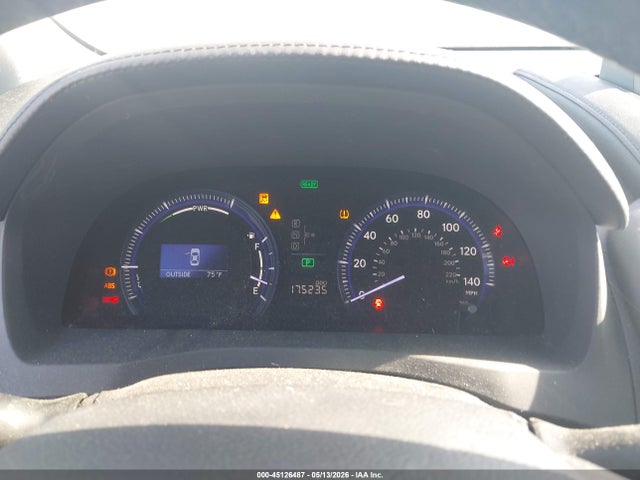Lexus HS 250h