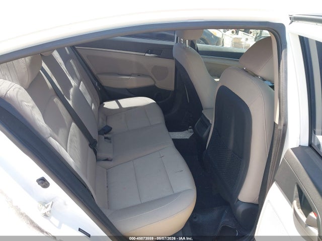 Hyundai ELANTRA Value Edition