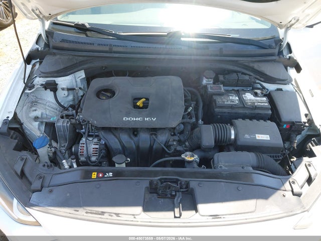 Hyundai ELANTRA Value Edition