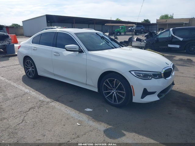 Salvage BMW 3 Series Image