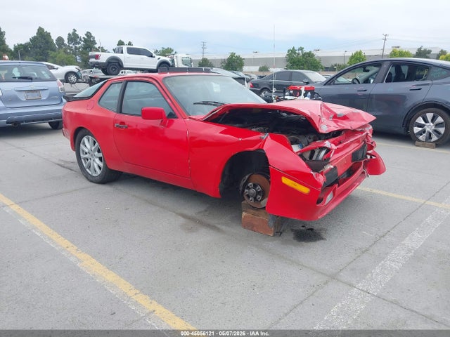 Salvage Porsche 944 Image