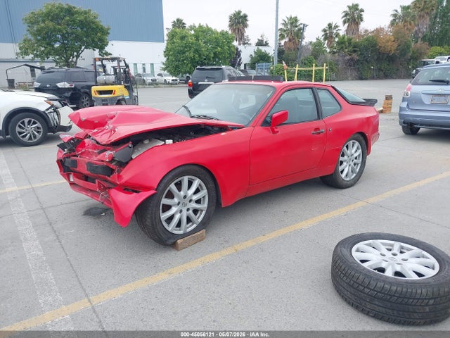 Porsche 944