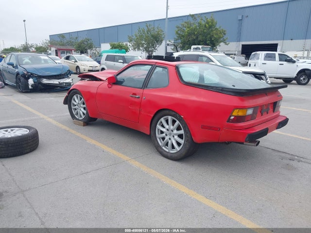 Porsche 944