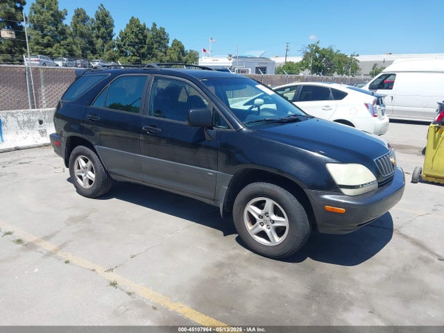 Salvage Lexus RX Image