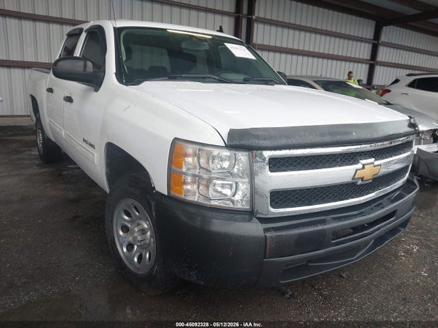 Salvage Chevrolet Silverado 1500 Image