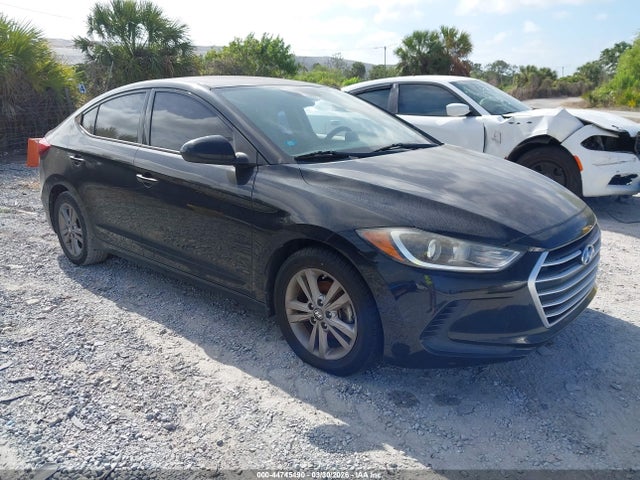 Salvage Hyundai ELANTRA Image