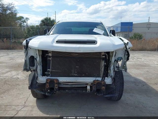Chevrolet Silverado 2500 4wd  Long Bed Wt
