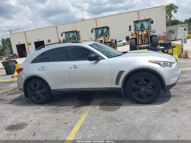 INFINITI Qx