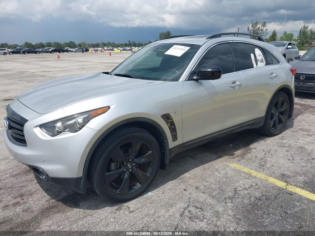 INFINITI Qx