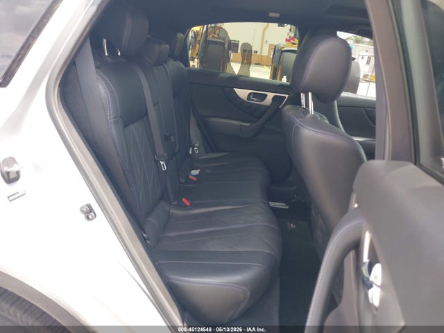 INFINITI Qx
