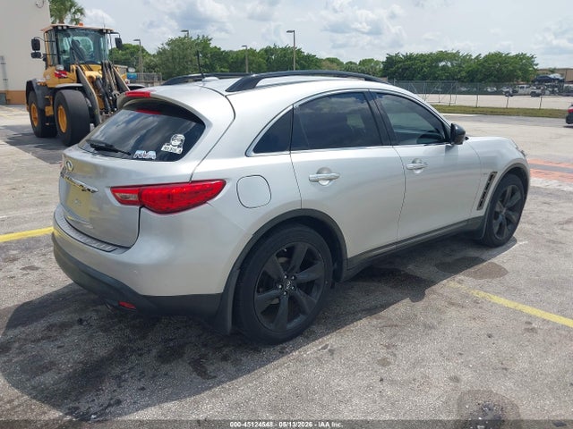 INFINITI Qx