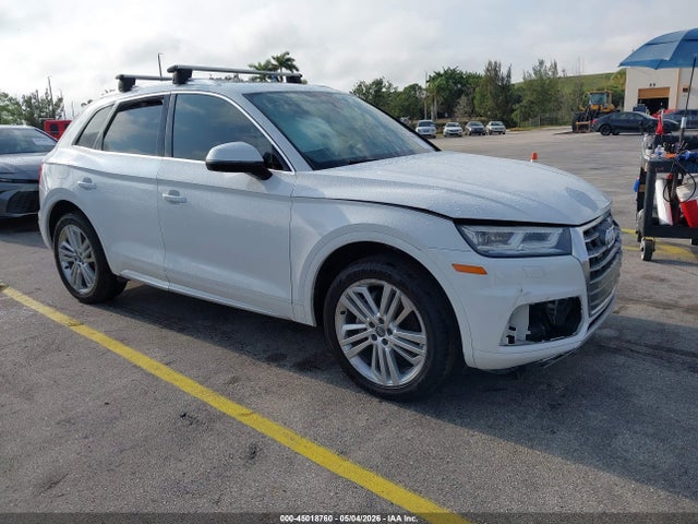 Salvage Audi Q5 Image