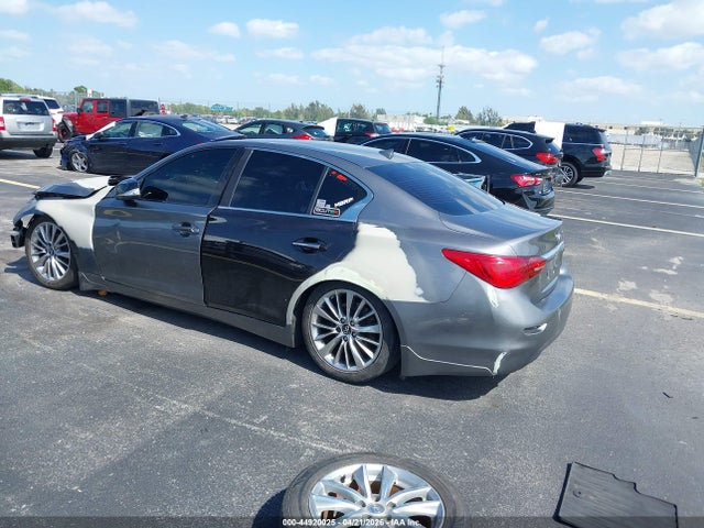 INFINITI Q50 3.0t Luxe