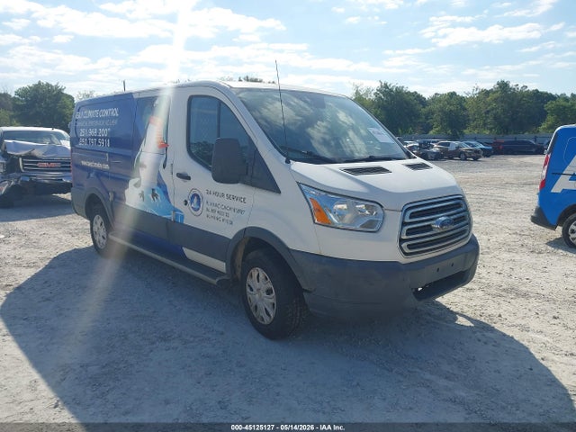 Salvage Ford Transit Image