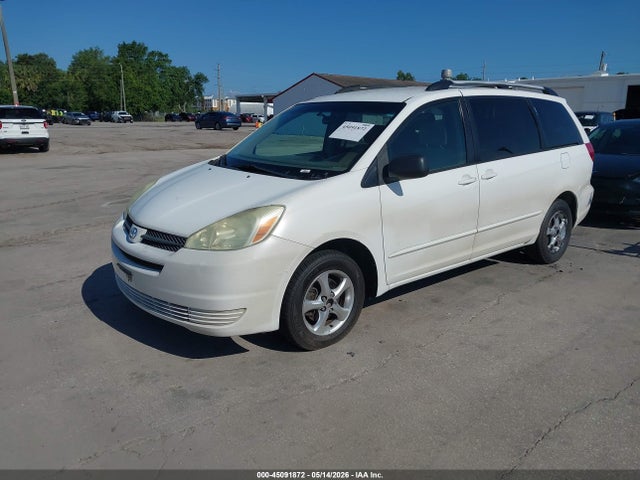 Toyota Sienna Le