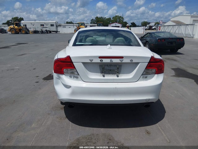 Volvo C70