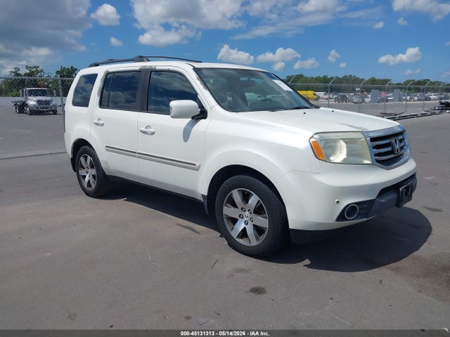 Salvage Honda Pilot Image