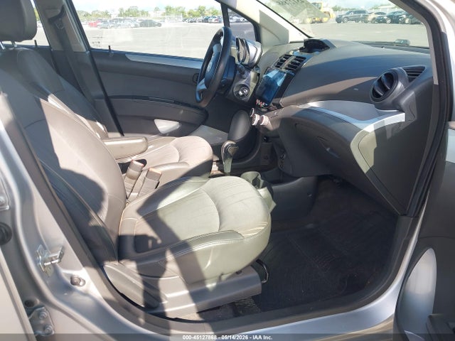 Chevrolet Spark 1lt Auto