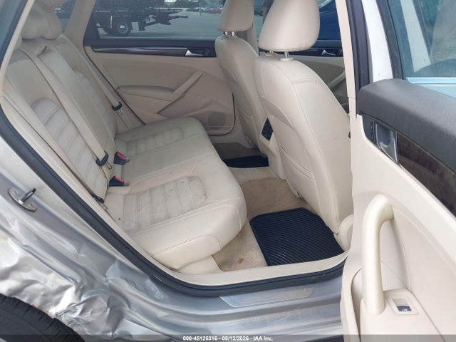 Volkswagen Passat 2.0l Tdi Sel Premium