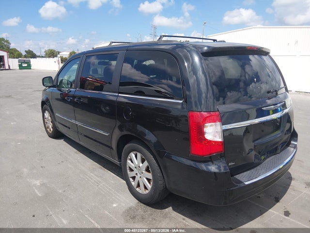 Chrysler Town & Country Touring