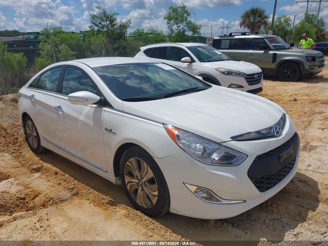 Salvage Hyundai SONATA Image