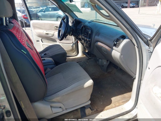 Toyota Tundra Sr5 V8
