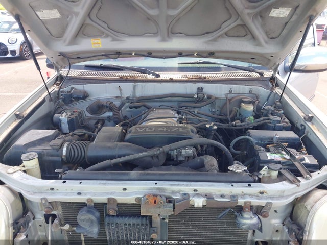 Toyota Tundra Sr5 V8
