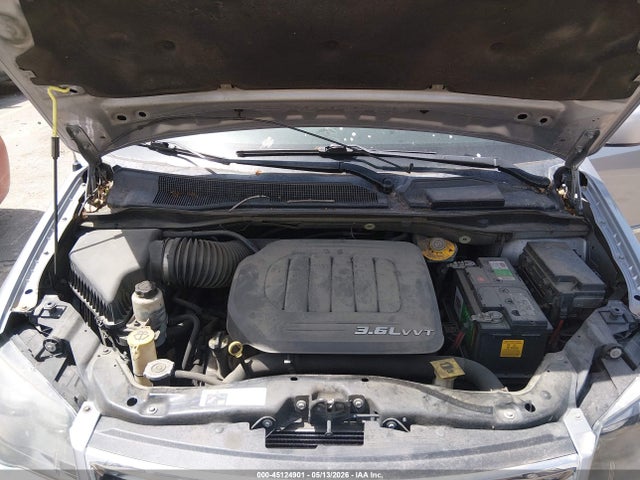 Chrysler Town & Country S