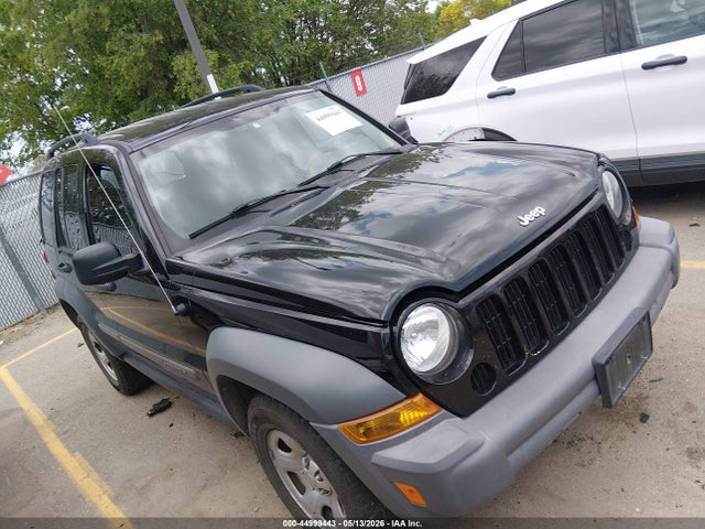 Salvage Jeep Liberty Image