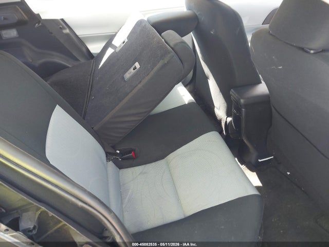 Toyota Prius c Two