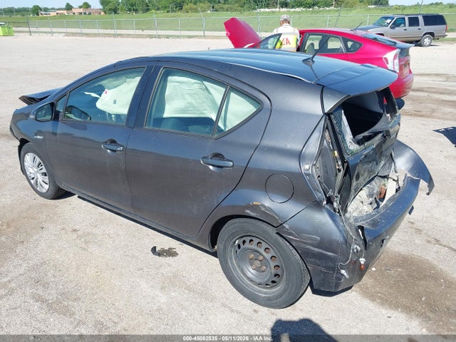 Toyota Prius c Two