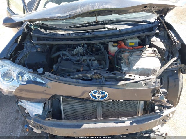 Toyota Prius c Two