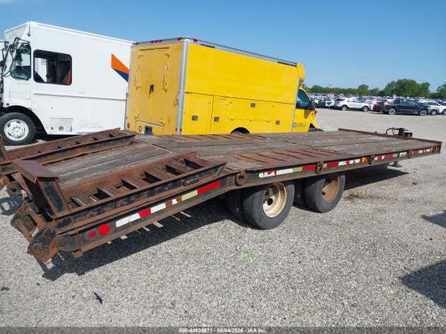 Dynaweld Flatbed Trailer