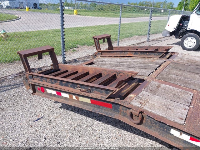 Dynaweld Flatbed Trailer
