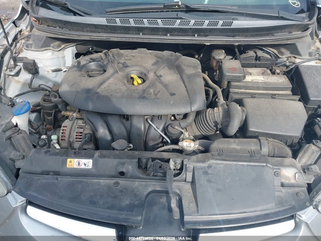 Hyundai ELANTRA Se