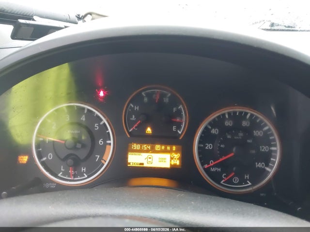 Nissan Titan Se