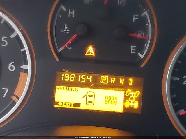Nissan Titan Se