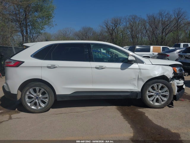 Ford Edge Titanium