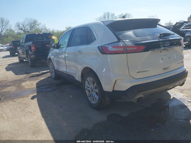 Ford Edge Titanium