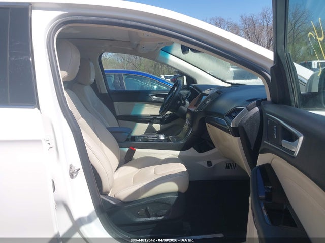 Ford Edge Titanium