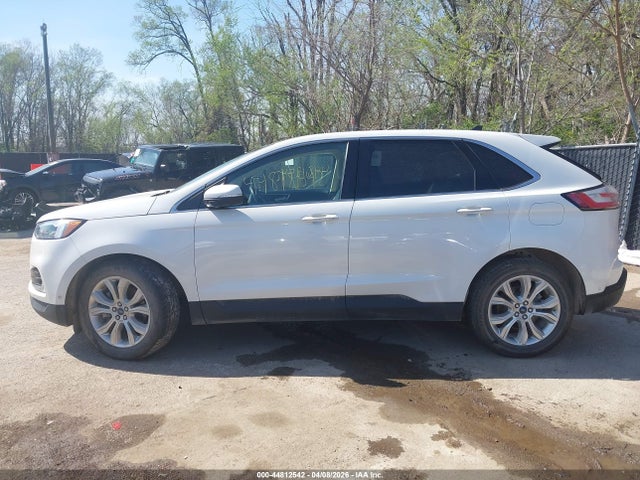 Ford Edge Titanium