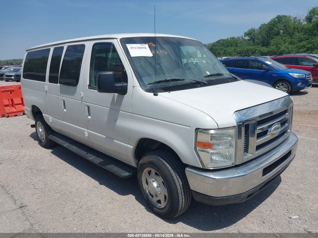 Salvage Ford E-350 Image